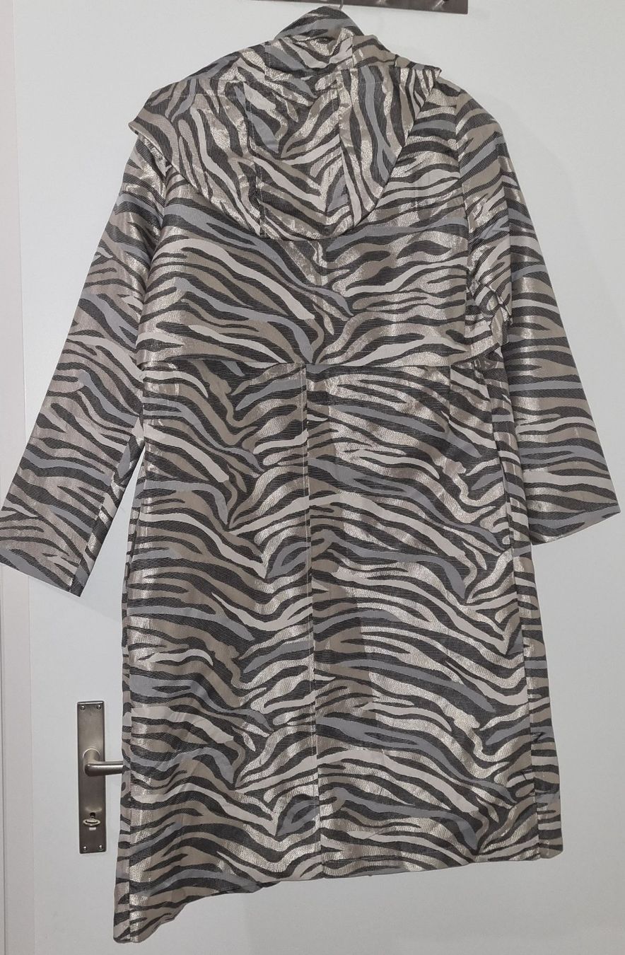 Cappotti: Trendiger Mantel Oski Gr. M Zebra-Muster – Nuovo (secondo la descrizione) da Basel venduto da Dawid1713 3