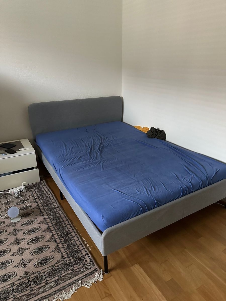 Letti: Bett & Matratze: 140x200cm – Usato da Basel venduto da nat_67rp