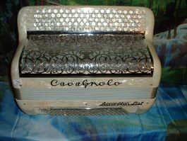 Accordéon chromatique  en très bon état général