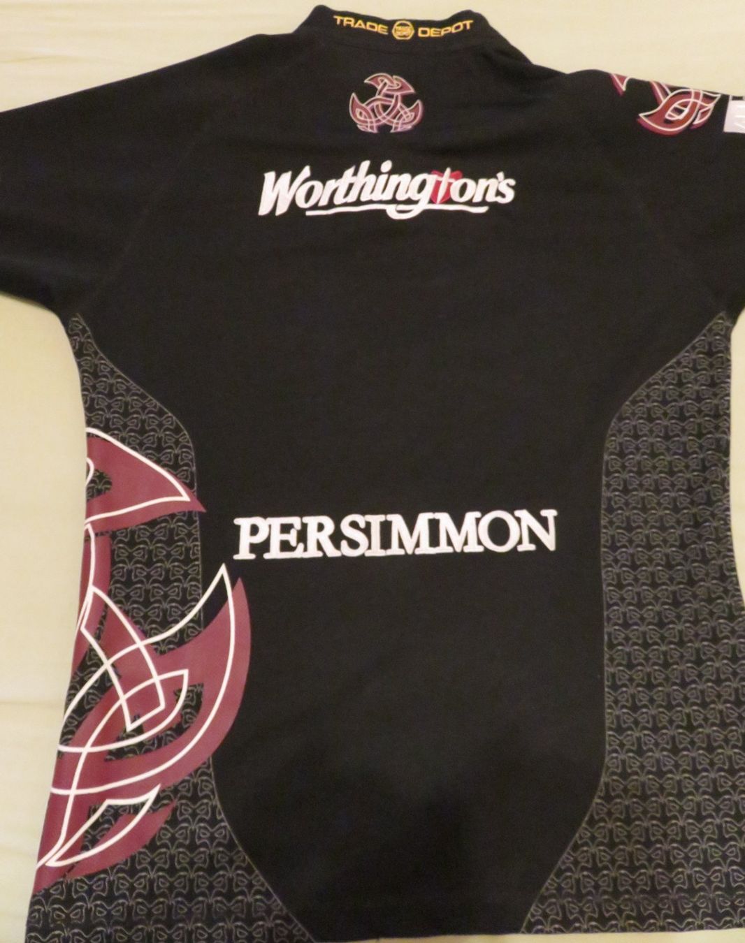 Canottiere & Pantaloni: Rugby Jersey  Ospreys  Wales  Size Med – Usato da Zurich venduto da yellowsons 6