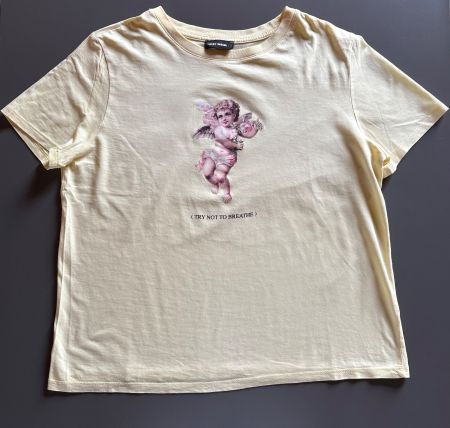 Gelbes T-Shirt mit Engel-Print