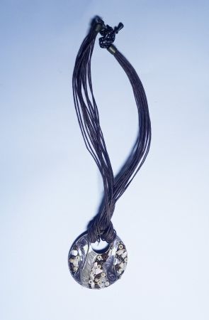 Collier de marque avec grand pendantif nacre Bijou NILE