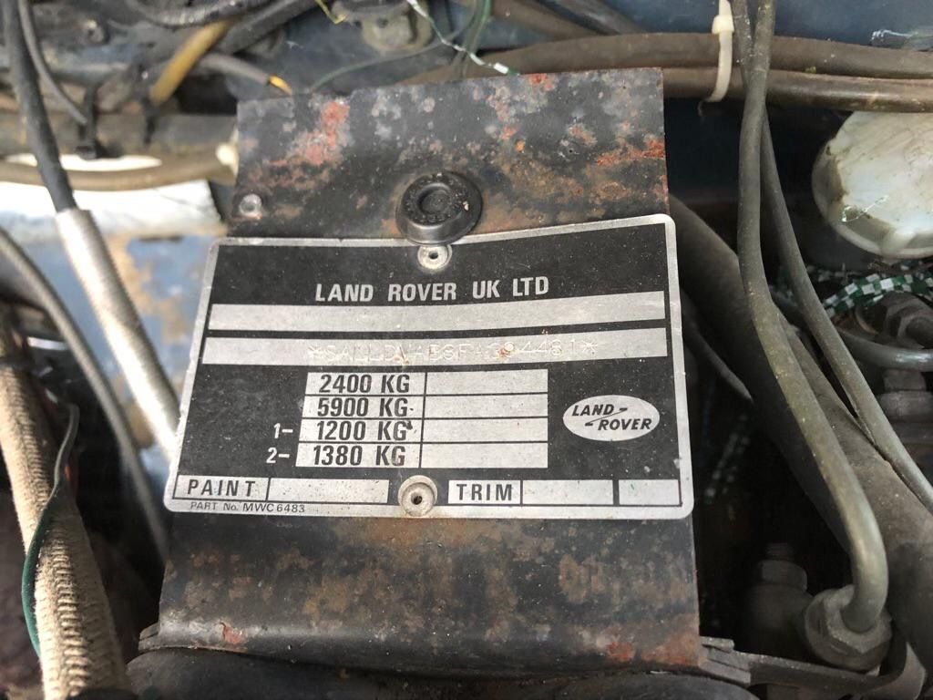 Land Rover Automobili: Vendo land rover 90 TD – Usato da Ligornetto venduto da dav_q9mw 5