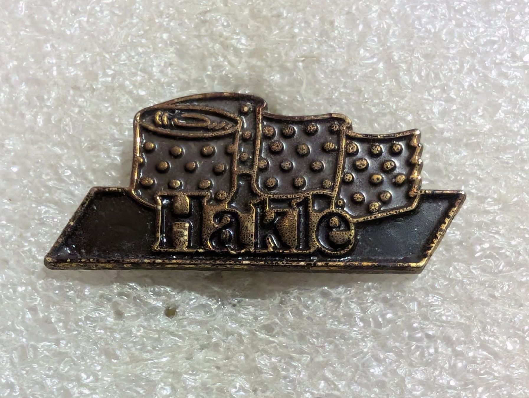 Placchette & Badge: Ansteckpin 230: Hakle – Usato da Oppligen venduto da Pin-Fall-Shop