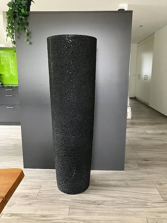 Sculptures & Statues: Säule oder Vase, konisch – D'occasion à Netstal par PMN1970
