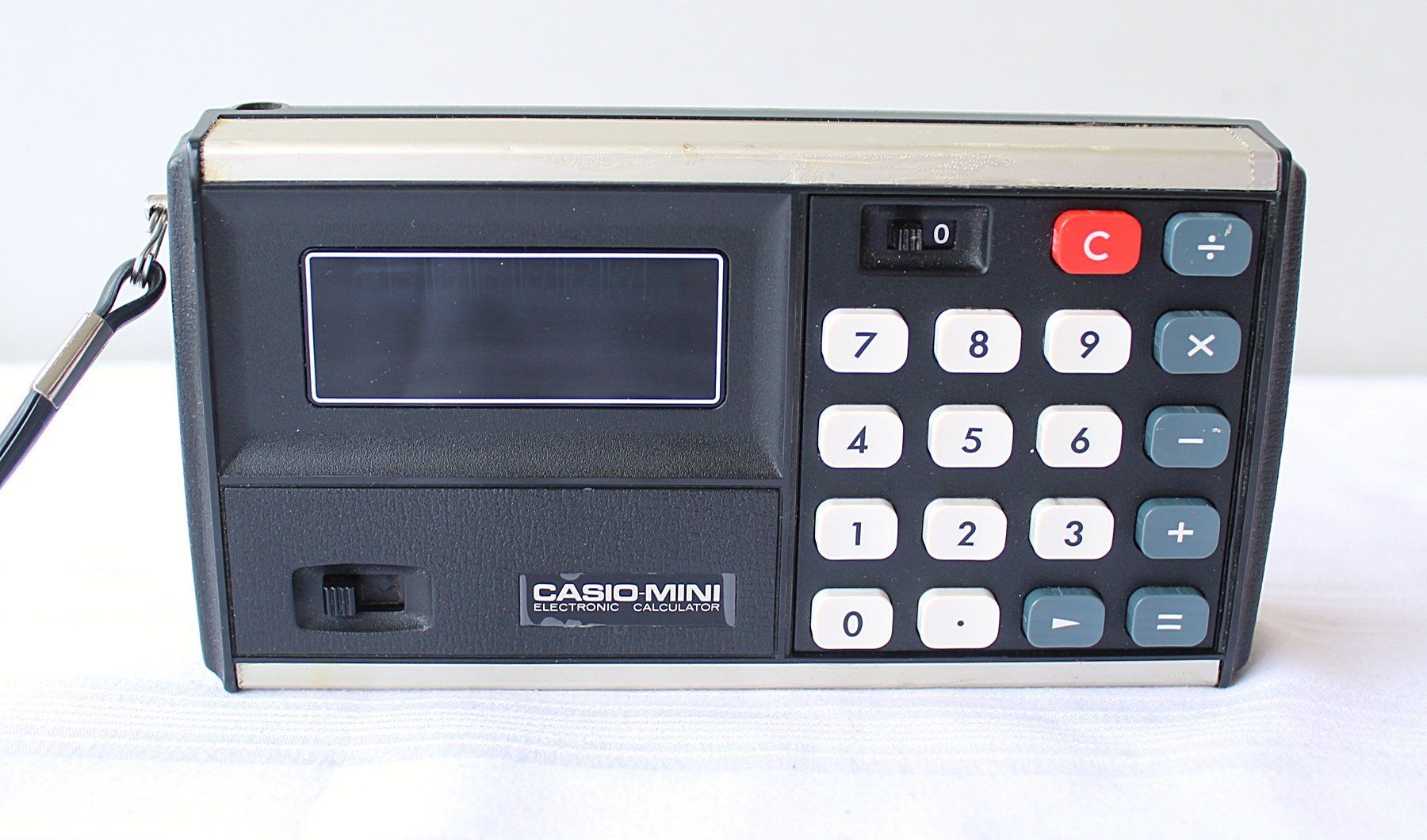 Casio Calcolatrici tascabili: Casio Mini CM-602 Taschenrechner Electronic Calculator 70er – Usato da Zürich venduto da Auctionata 1