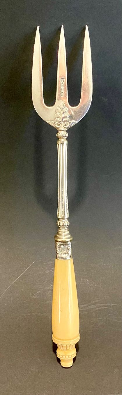 Forchette: Jugendstil Servier Gabel versilbert Sheffield England – Usato da Root venduto da ENGLAND-TREASURES 2