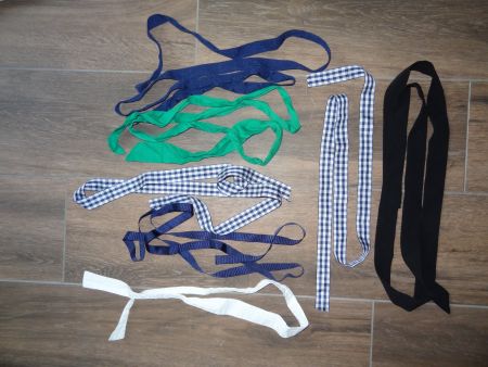Lot de rubans, ceintures et biais de couture divers coloris