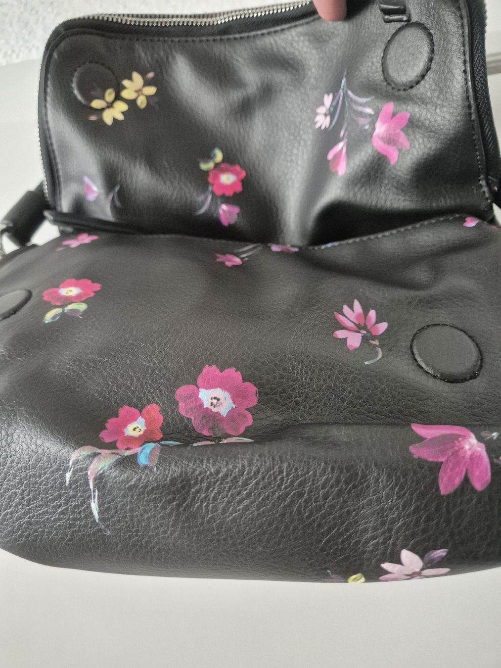 Desigual Taschen für Damen: Desigual Tasche neu – Neu und originalverpackt aus Thalwil von Briscolina 1
