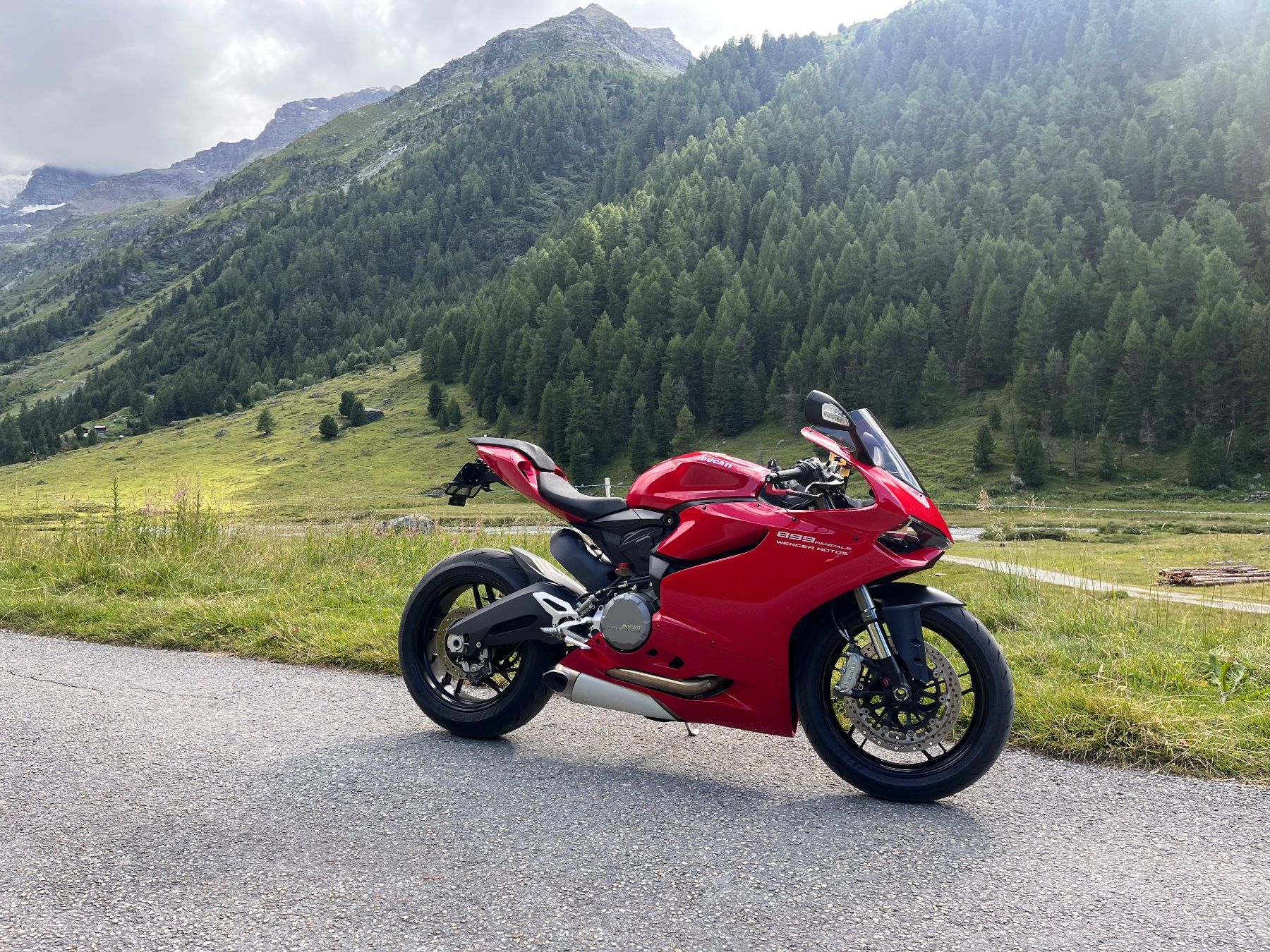 Ducati Strasse: Ducati Panigale 899 – Gebraucht aus Visp von falloutFabi 3