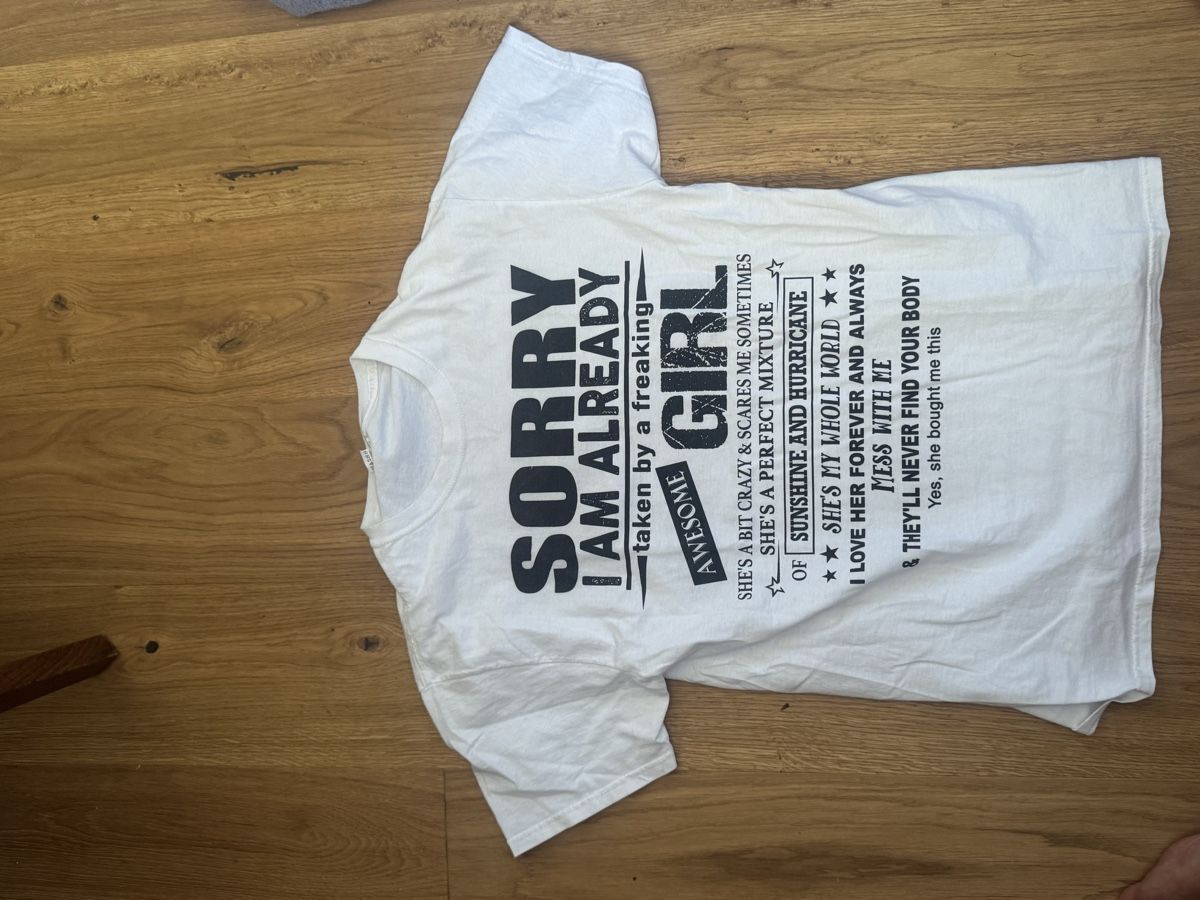 T-Shirts: T Shirt in Medium – Gebraucht aus St. Moritz von Bengeee