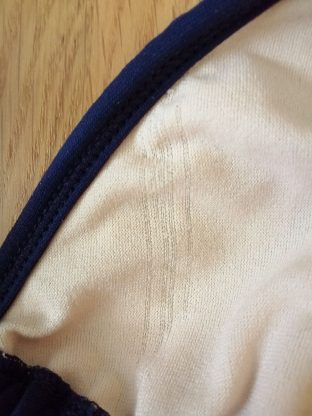 Gap Costumi da bagno & Bikini: dunkelblaues Bikini-Oberteil von GAP, Grösse M – Usato da Windisch venduto da mer_6cjk 6