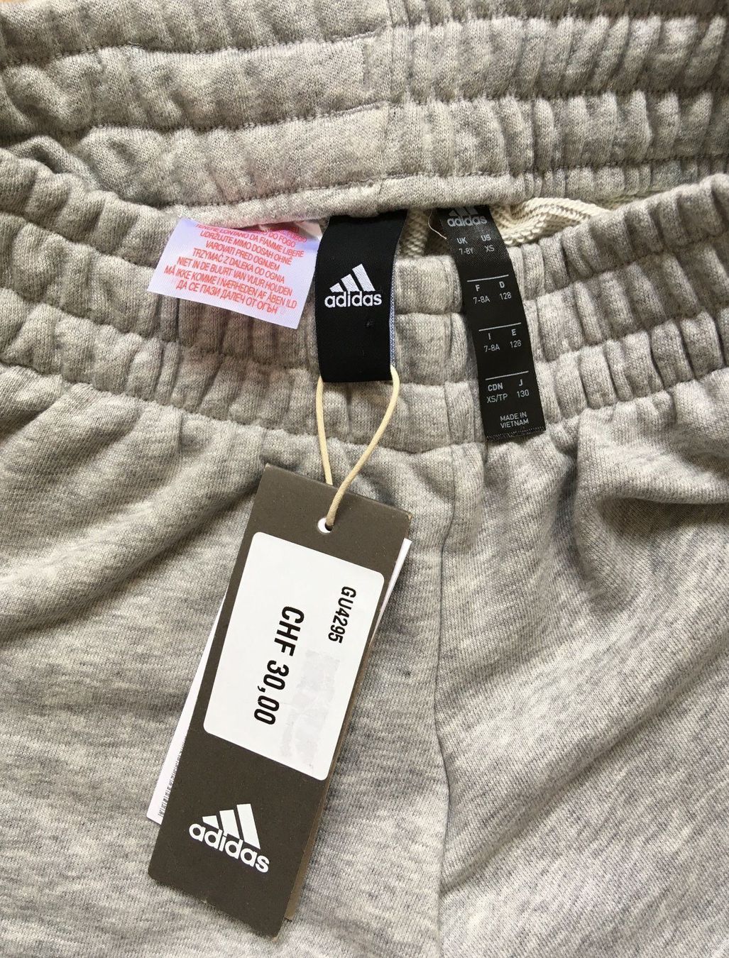 Adidas Pantaloni: Trainerhose Adidas NEU 128 Grösse – Nuovo e nell'imballaggio originale da Chur venduto da copino 3