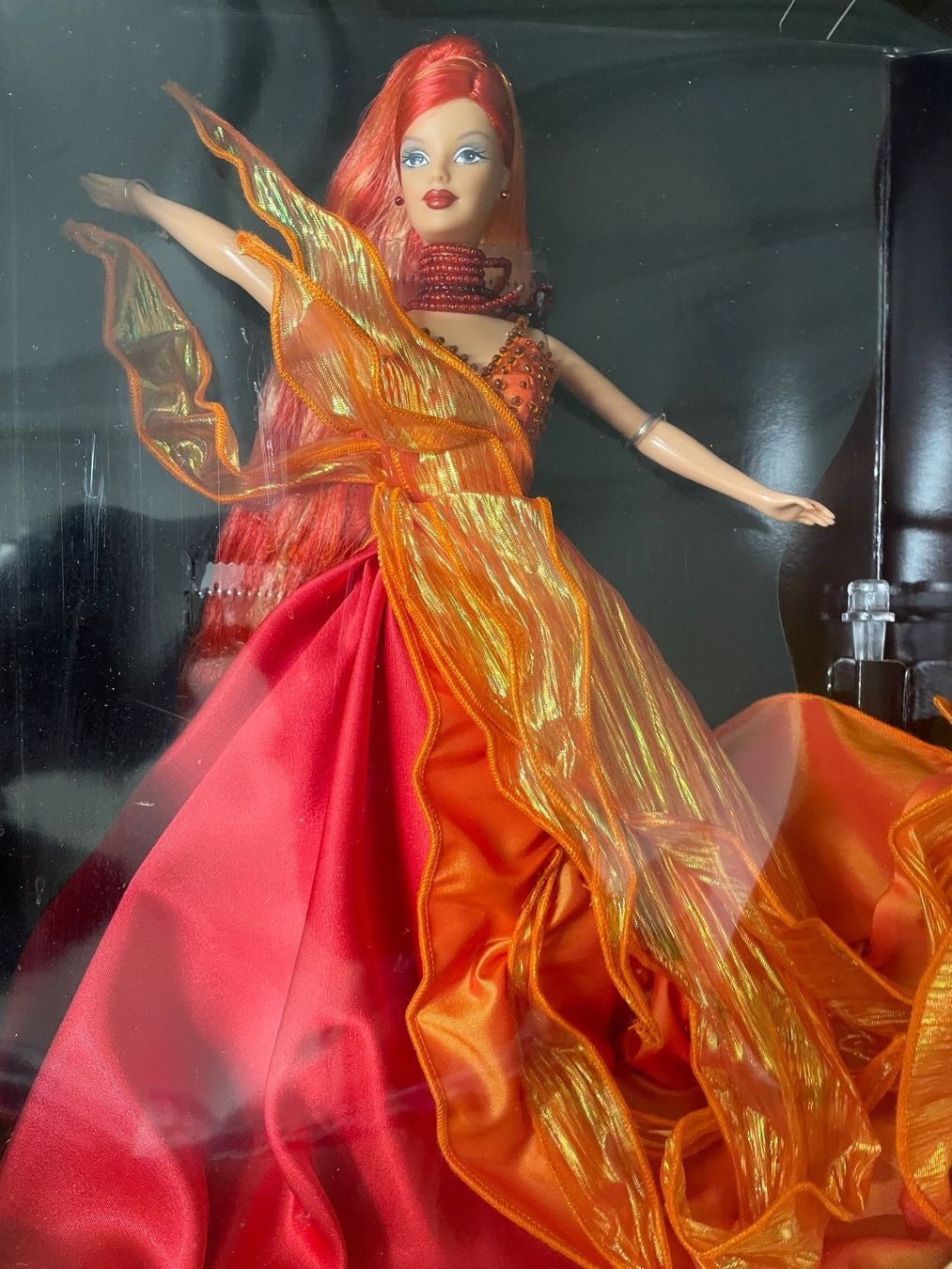 Bambole: BARBIE ESSENSCE OF NATURE FIRE – Nuovo e nell'imballaggio originale da Zürich venduto da venusandmars