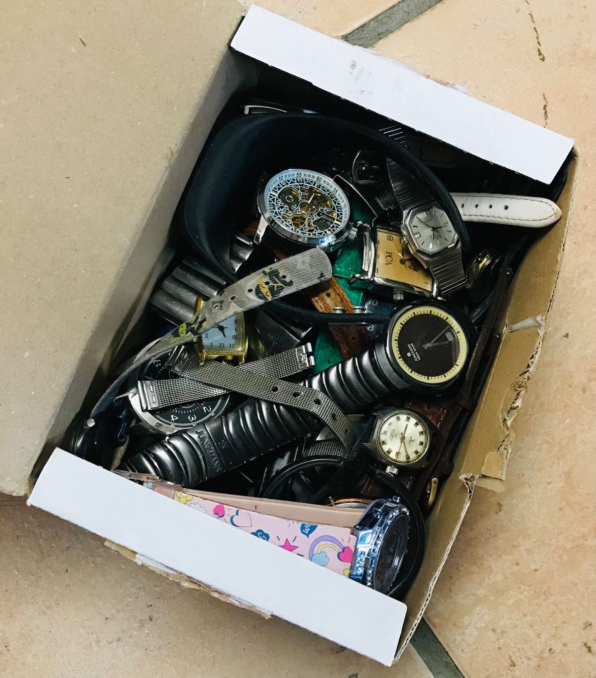 Orologi: UHREN Lot Defekt – Difettoso da Oftringen venduto da Zofin365 7