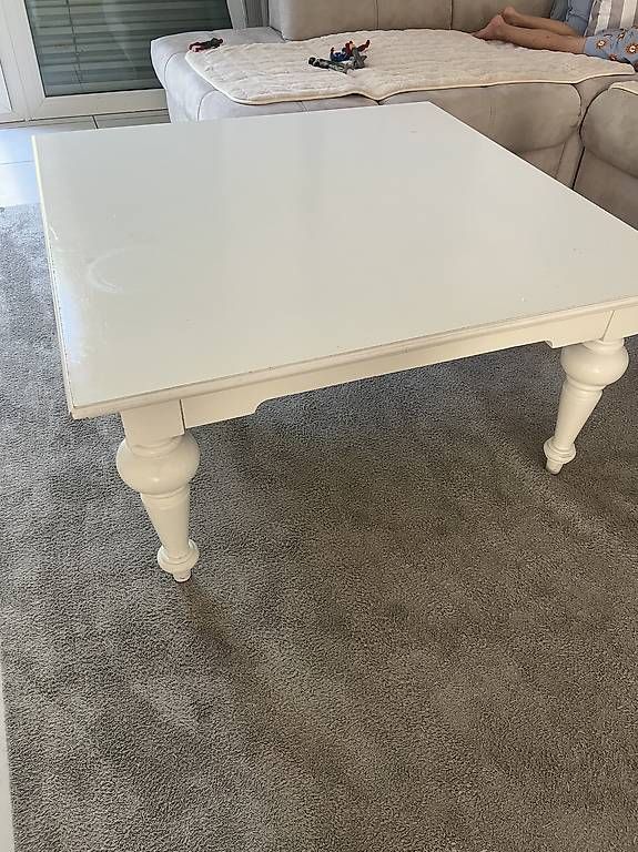 Tables: Nova Wohnzimmer tisch – D'occasion à Wohlen AG par eli_zq6c