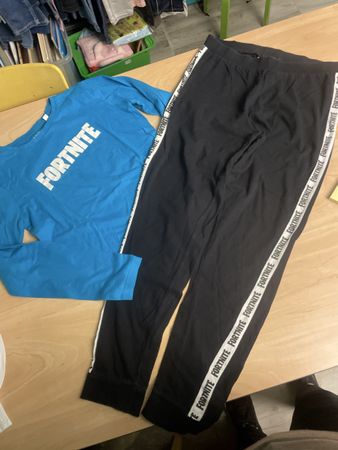 Fortnite Set, Pijama Grösse 158/164, Top Zustand