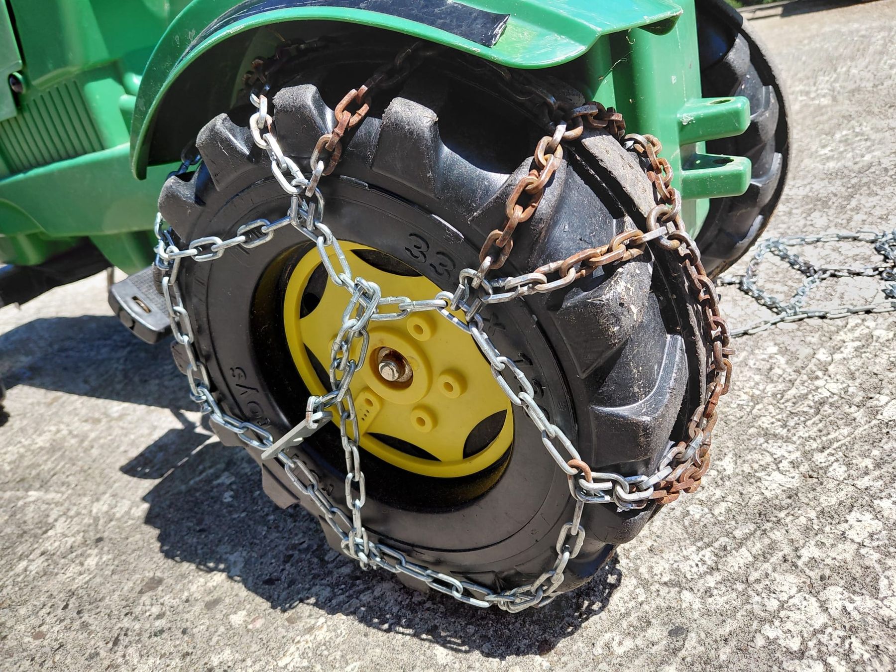 John Deere Fahrzeuge für Kinder: Trettraktor mit Zubehör  – Gebraucht aus Escholzmatt von felder79 3