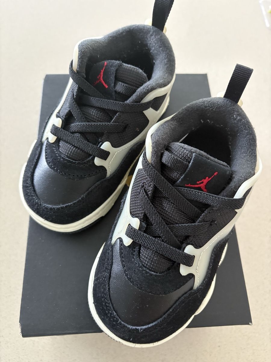 Jordan Scarpe da uomo: Jordan 4 Schuhe toddler – Nuovo (secondo la descrizione) da Rivera venduto da Sary1987