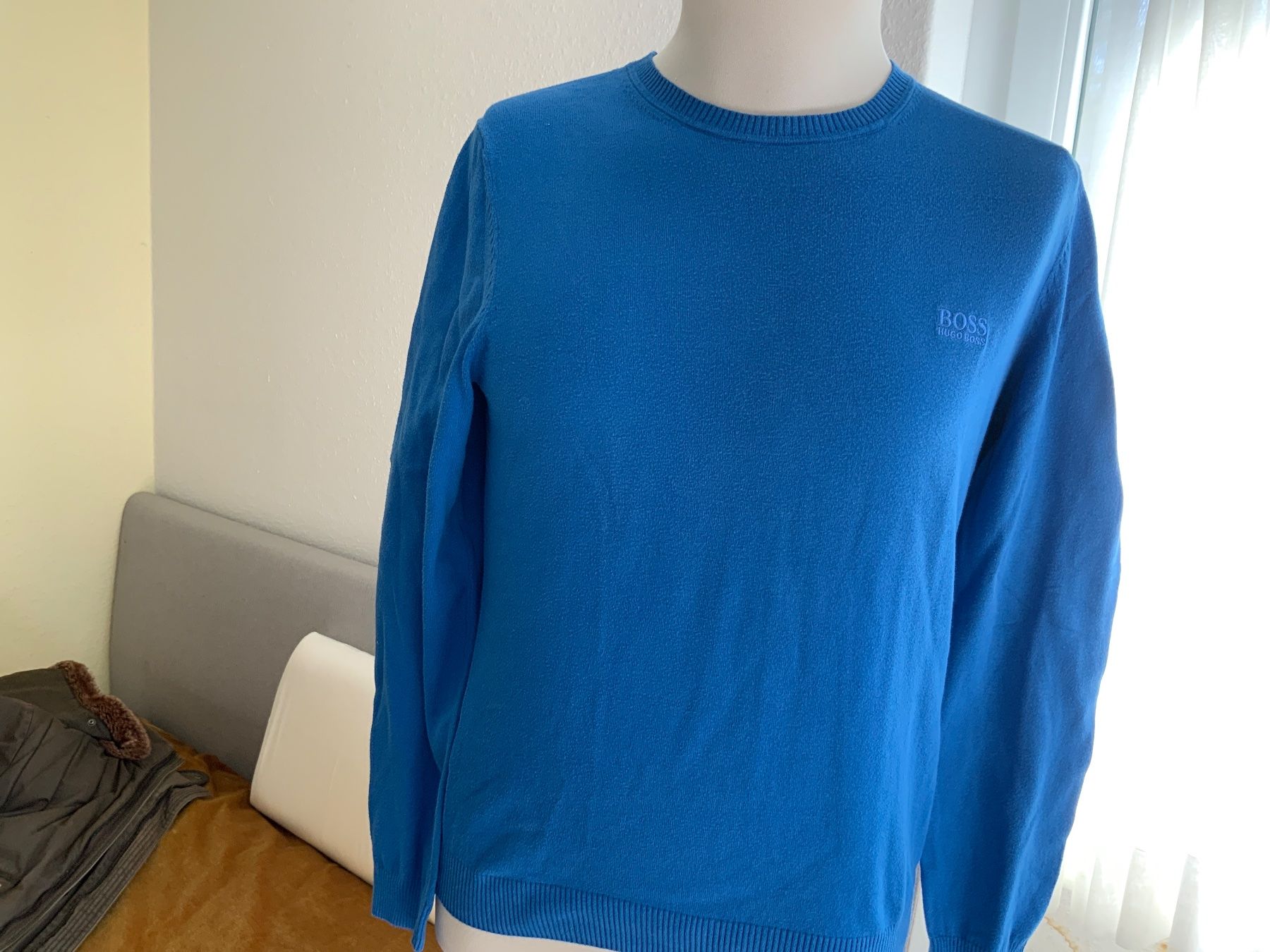 Hugo Boss Pulls & Sweat-shirts: Boss herrenpuli gr S – D'occasion à Langnau am Albis par Judithsebi 2