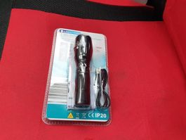 Taschenlampe mit Powerbankfunktion