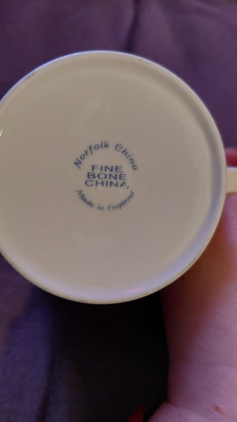 Tassen: 2 Stk. Sammlertasse Norfolk Fine Bone China, England – Gebraucht aus Zürich von Romstyle 4