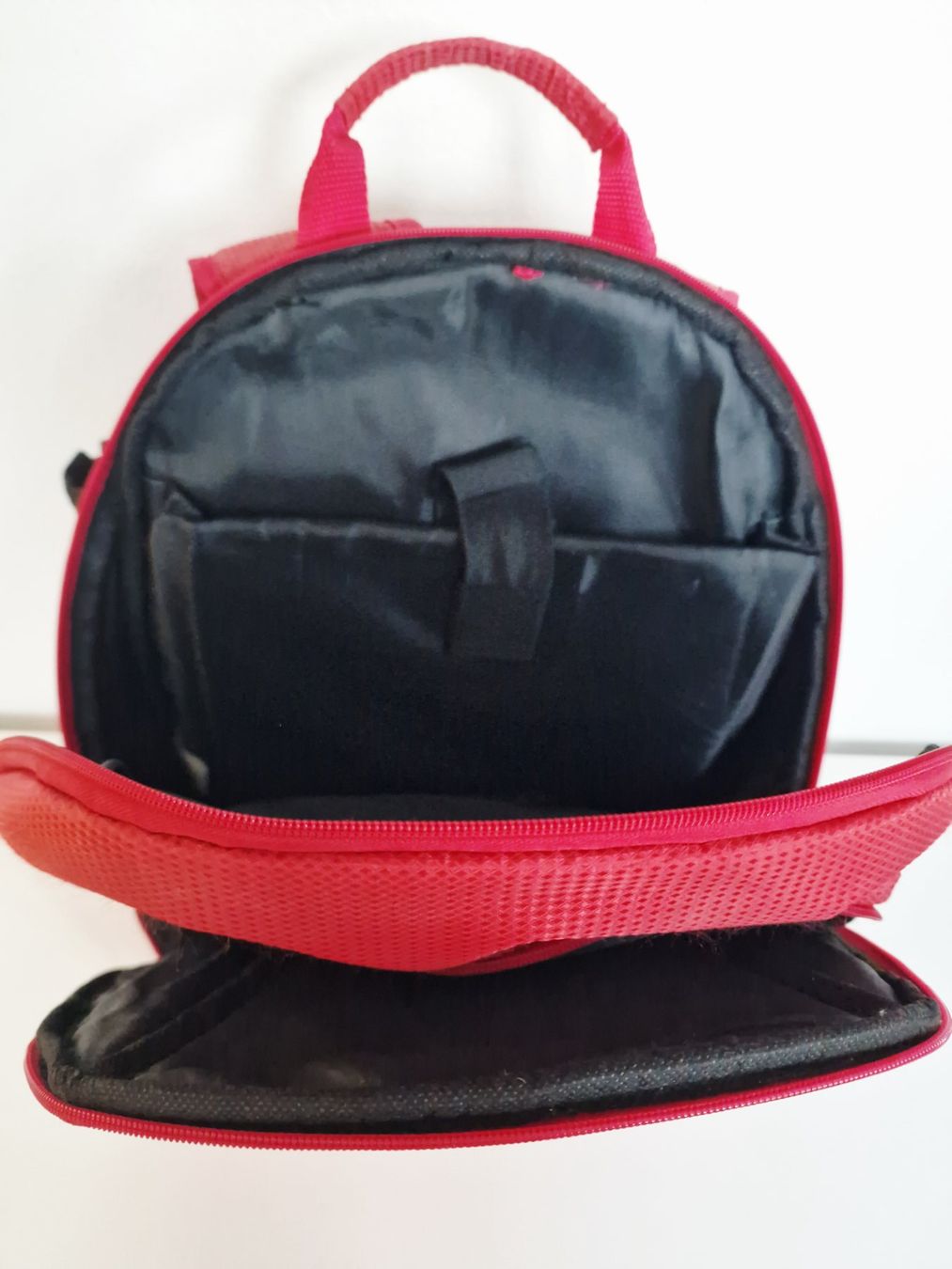 Zaini: Willson Tennis Rucksack Rot Schwarz mit div. Fächern – Usato da Hallau venduto da CHACLA 3