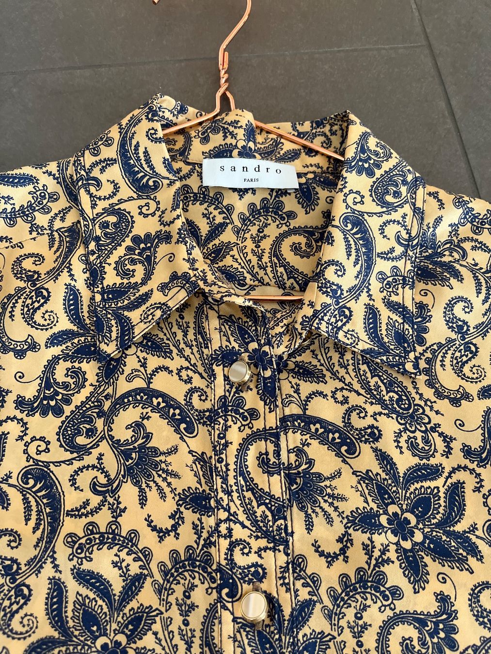 Sandro Camicette: Sandro Paris 100% Seidenbluse – Usato da Brugg AG venduto da ine_sl8m 1