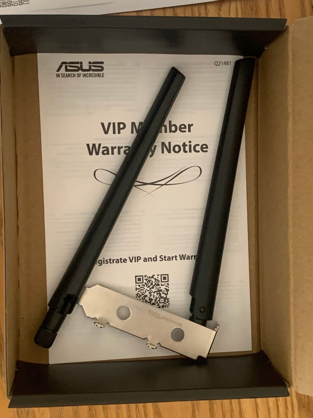 Laufwerke & Adapter: Asus PCE-AX1800 Bluetooth + WiFi Adapter – Gebraucht aus Neuchâtel von shutter_glitch 2