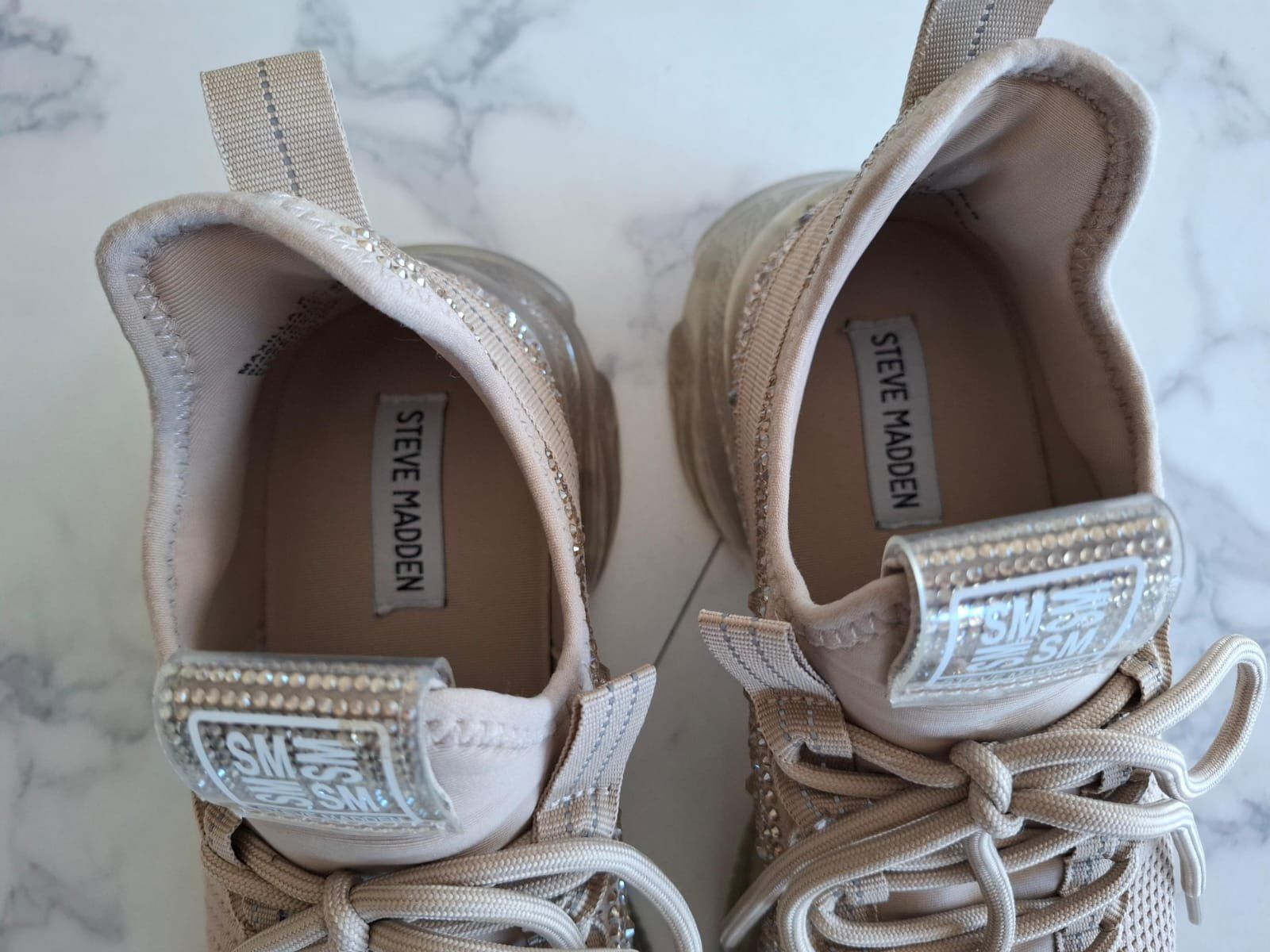 Steve Madden Scarpe da donna: Steve Madden Sneaker Gr.41, Beige mit Strass – Nuovo (secondo la descrizione) da Massagno venduto da Michaela.F 3