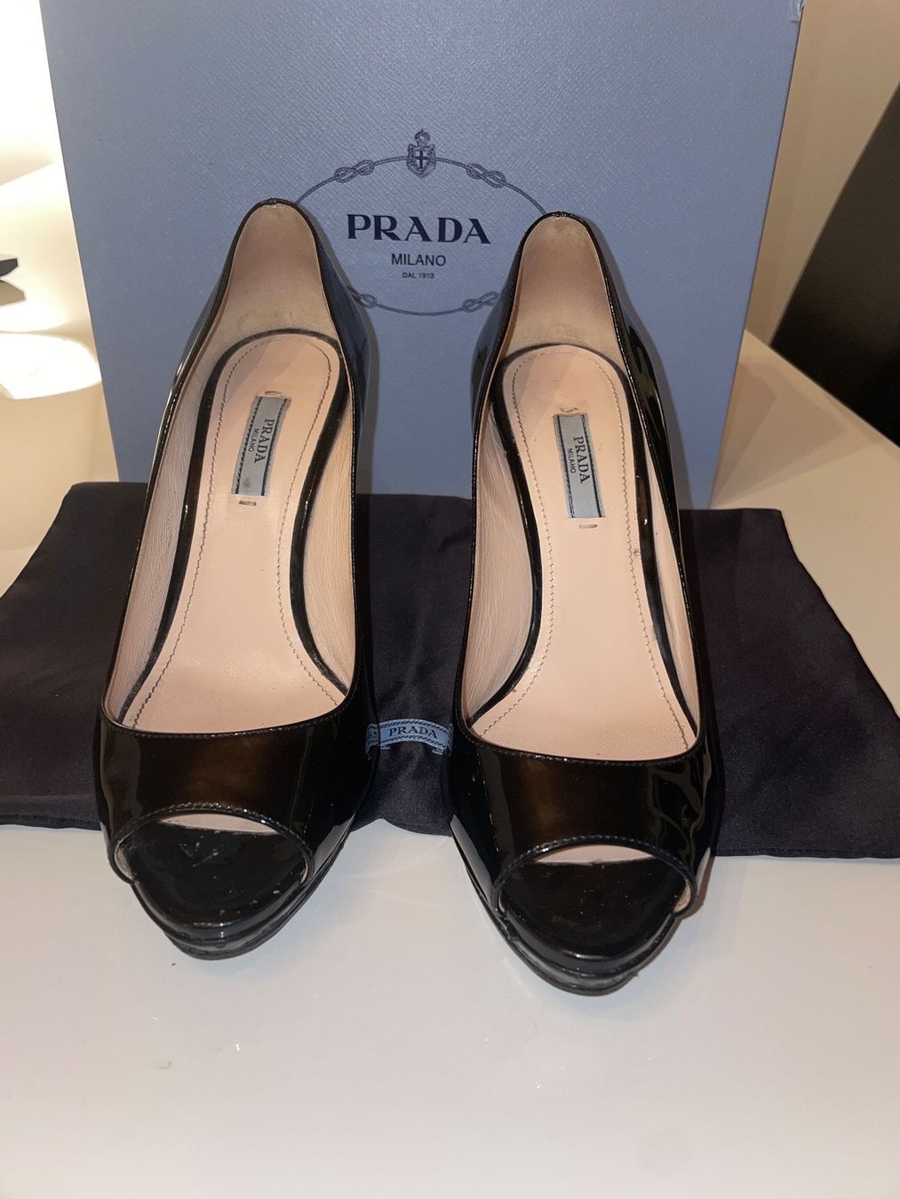 Prada Scarpe da donna: Prada Lack Schuhe 38 – Usato da Thalwil venduto da Karina020