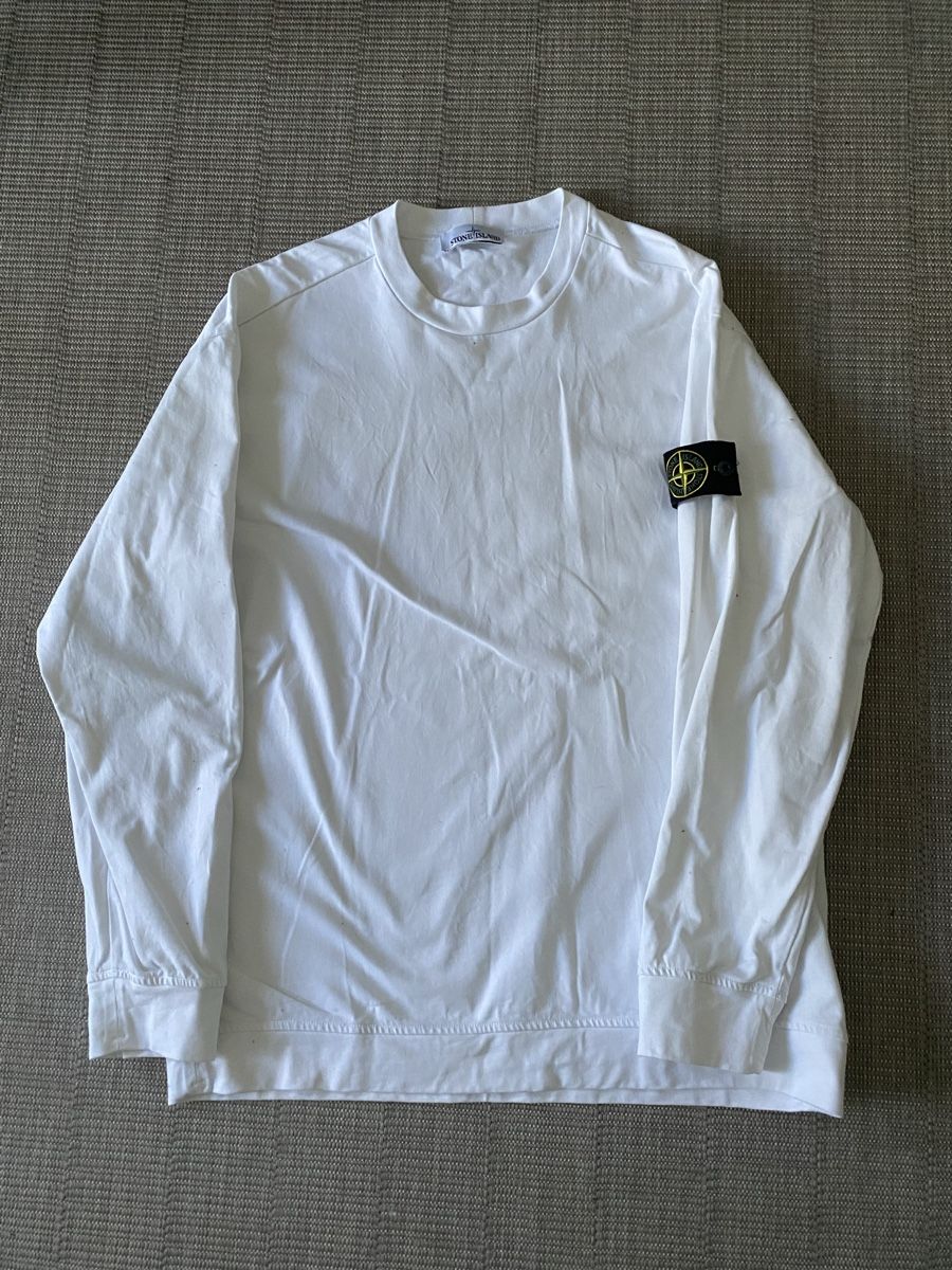 Pullover & Sweatshirts: Weisses Langarm T-Shirt – Neu (gemäss Beschreibung) aus Basel von Lorik.Serifi1
