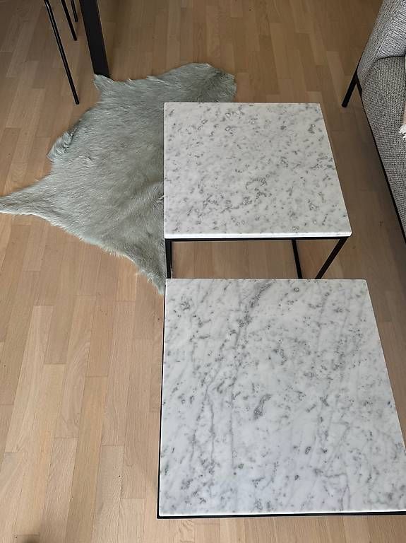 Interio Tables: Tables basses marbre blanc véritable. Marque Interio – D'occasion à Petit-Lancy par mar_kj6y 1
