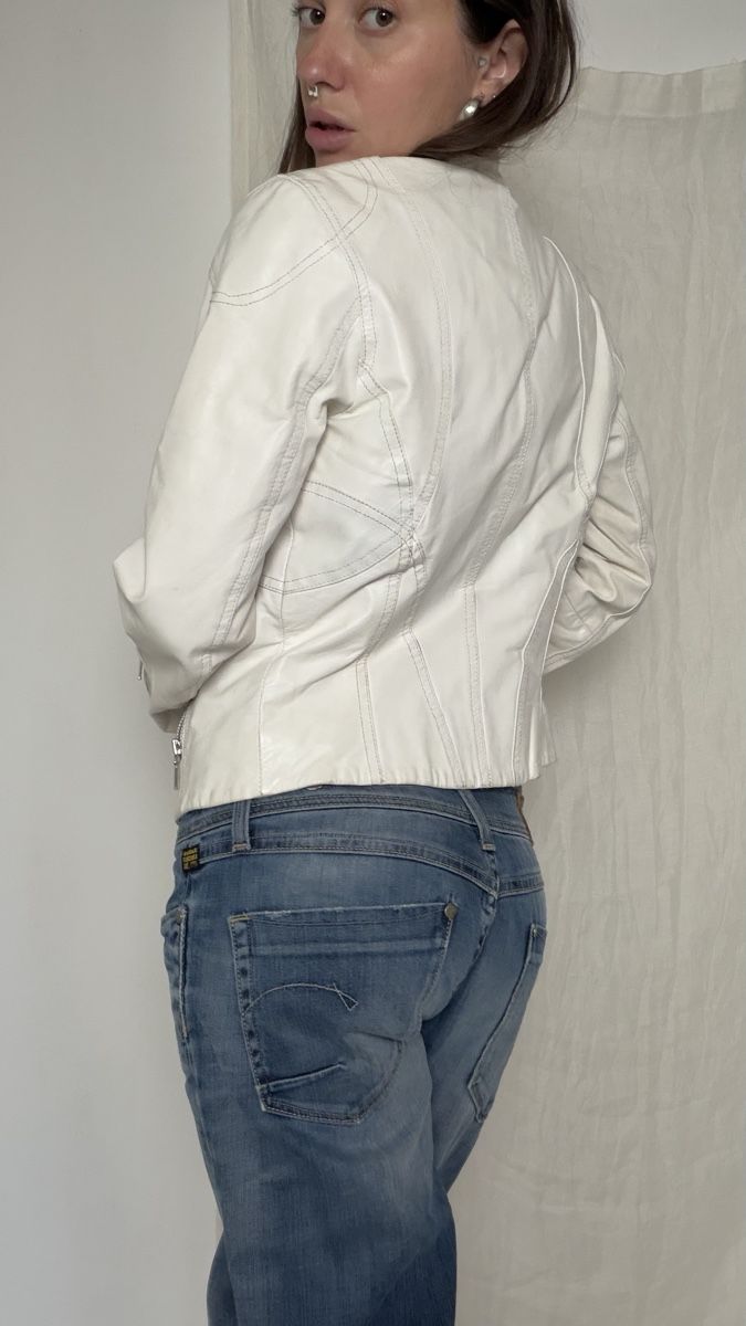 Jacken: Y2K style white leather jacket  Size S – Gebraucht aus Knonau von Grapesvintage 4