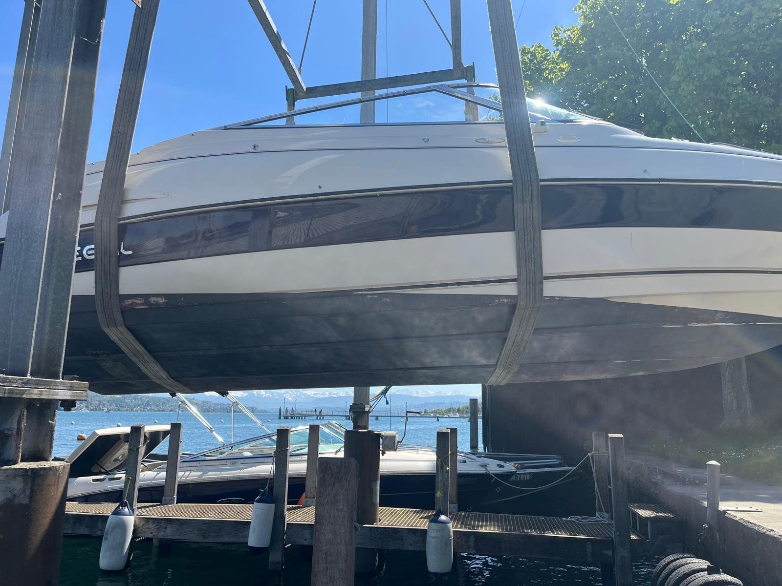 Regal Boote: Regal 202 SC Motorboot inkl. 2-Achser-Anhänger – Gebraucht aus Zürich von Thunderracer84 3