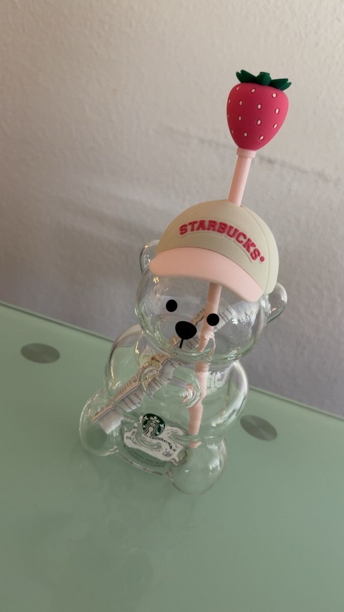 Starbucks Tazze: Starbucks Bear Becher mit Erdbeer-Deckel Originalverpackt! – Nuovo e nell'imballaggio originale da Sursee venduto da Lexi_ak 2