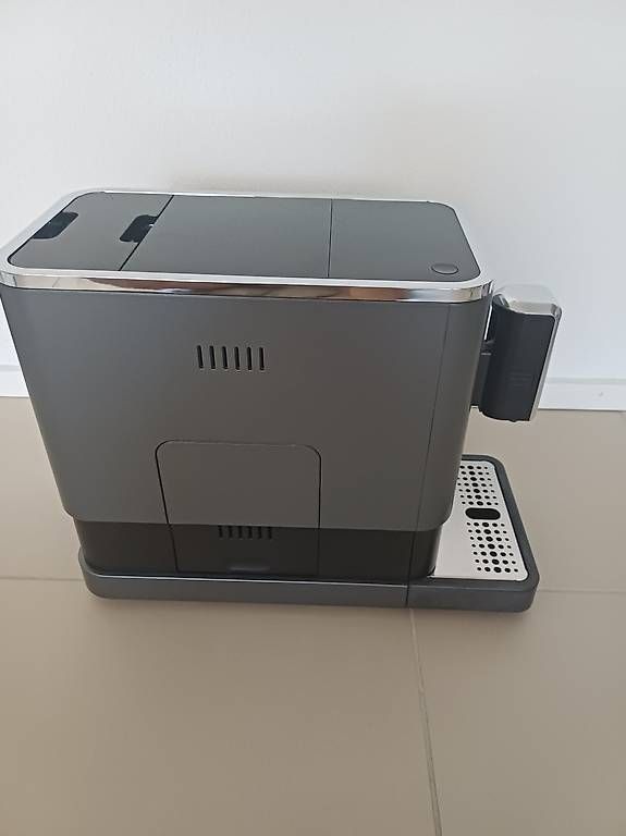 Macchine per caffè & Macchine per espresso: Kaffevollautomat Kaffemaschine Kaffe Maschine – Usato da Rütihof venduto da kasachstan123 2
