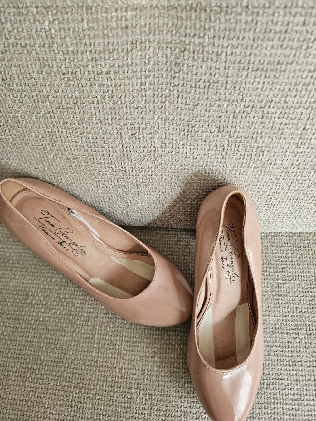 Scarpe da donna: Rosa Lack Pumps 8cm Absatzschuh – Usato da Liebefeld venduto da selenadeliah 1
