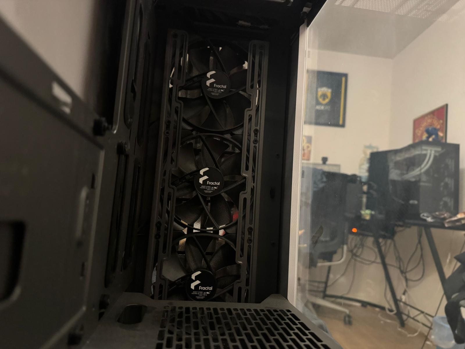 Fractal Gehäuse: FRACTAL North XL - PC Gaming case – Gebraucht aus HUENENBERG von PLAG1971 2
