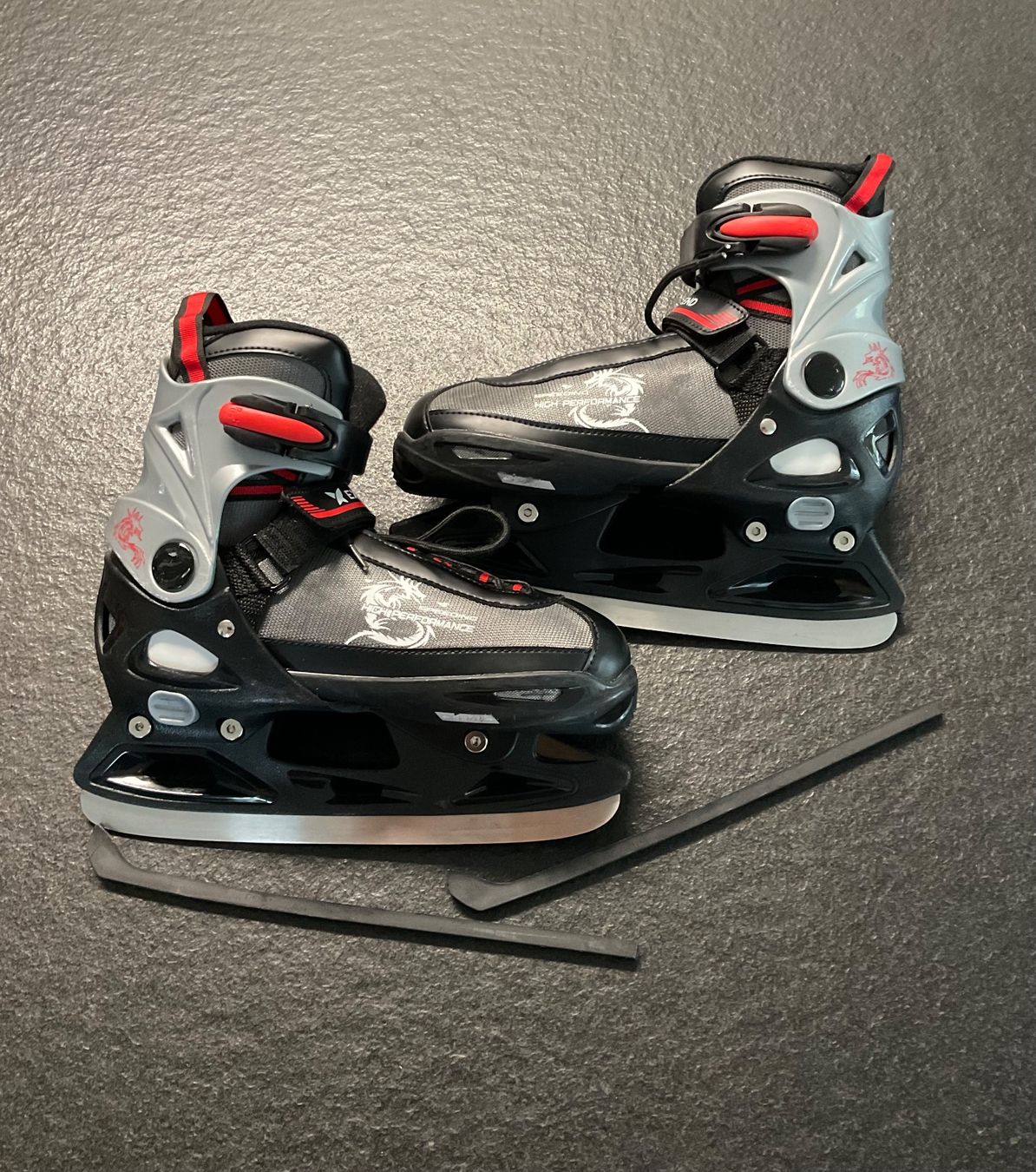 Pattini da ghiaccio: EXTEND Dragon Junior Schlittschuhe – Usato da Visp venduto da I.G.-1909-