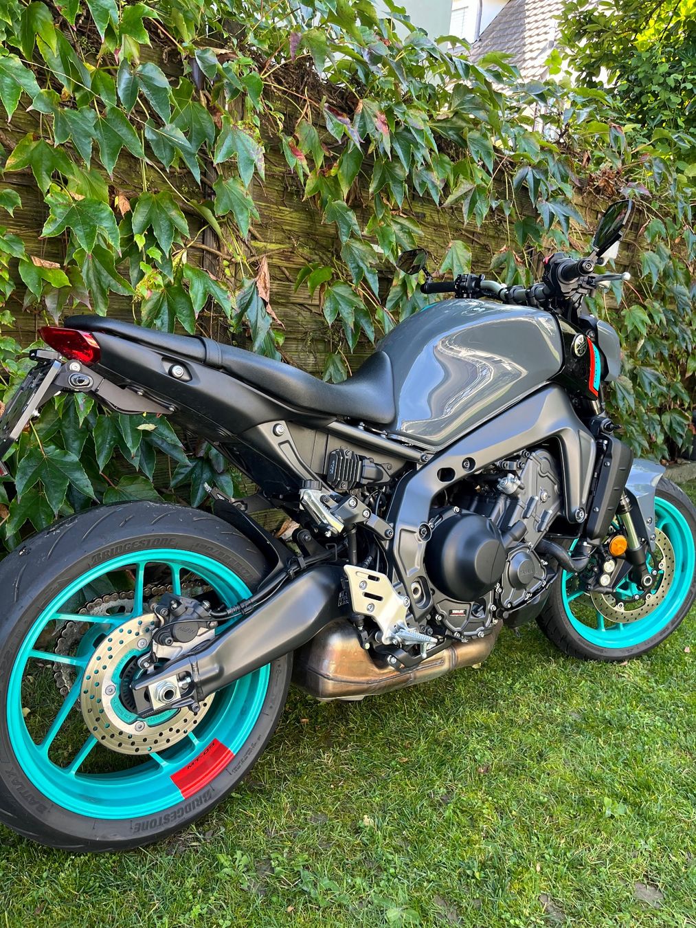 Yamaha Strasse: Yamaha MT-09 Garantie 3000km – Gebraucht aus Uster von r_mendes 3