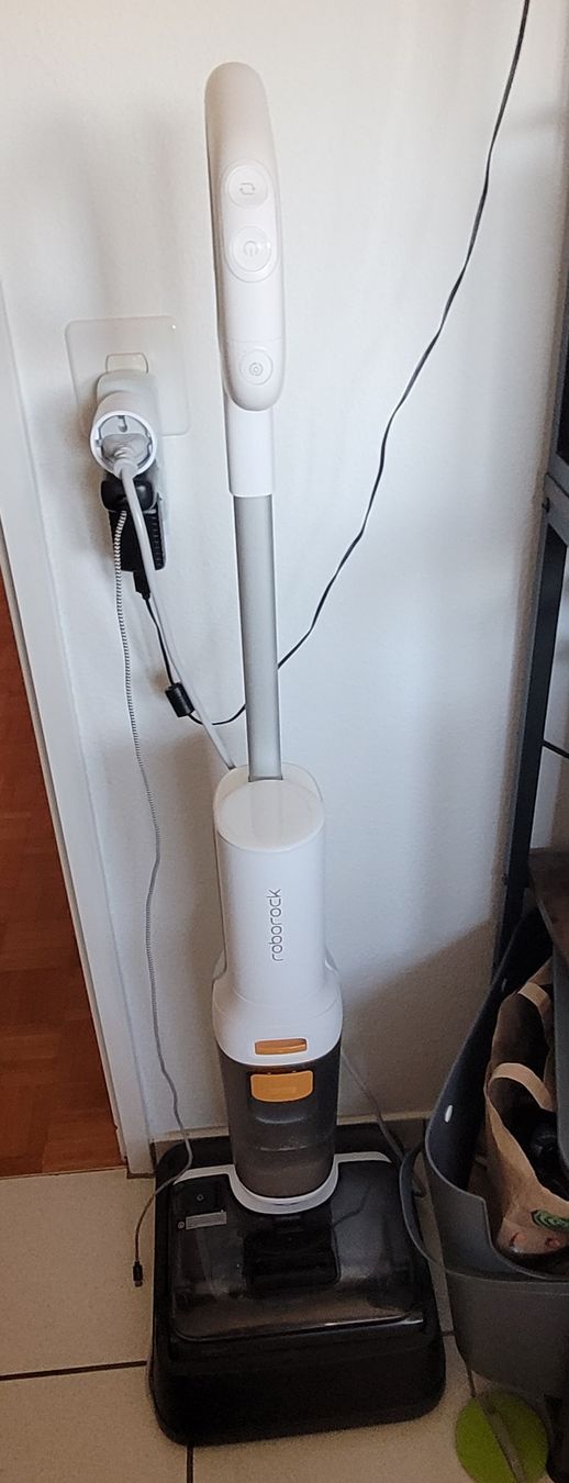 Roborock Staubsauger & Zubehör: Roborock Nass-/Trockensauger  – Gebraucht aus Aesch BL von Laura1006
