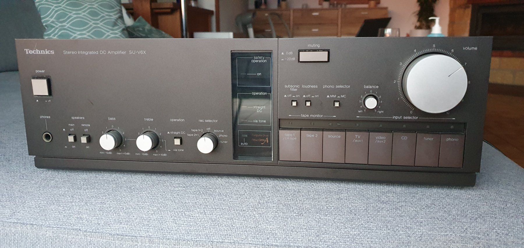 Technics Amplificateurs: Technics SU-V6X – D'occasion à Brent par Funk_N_Groove