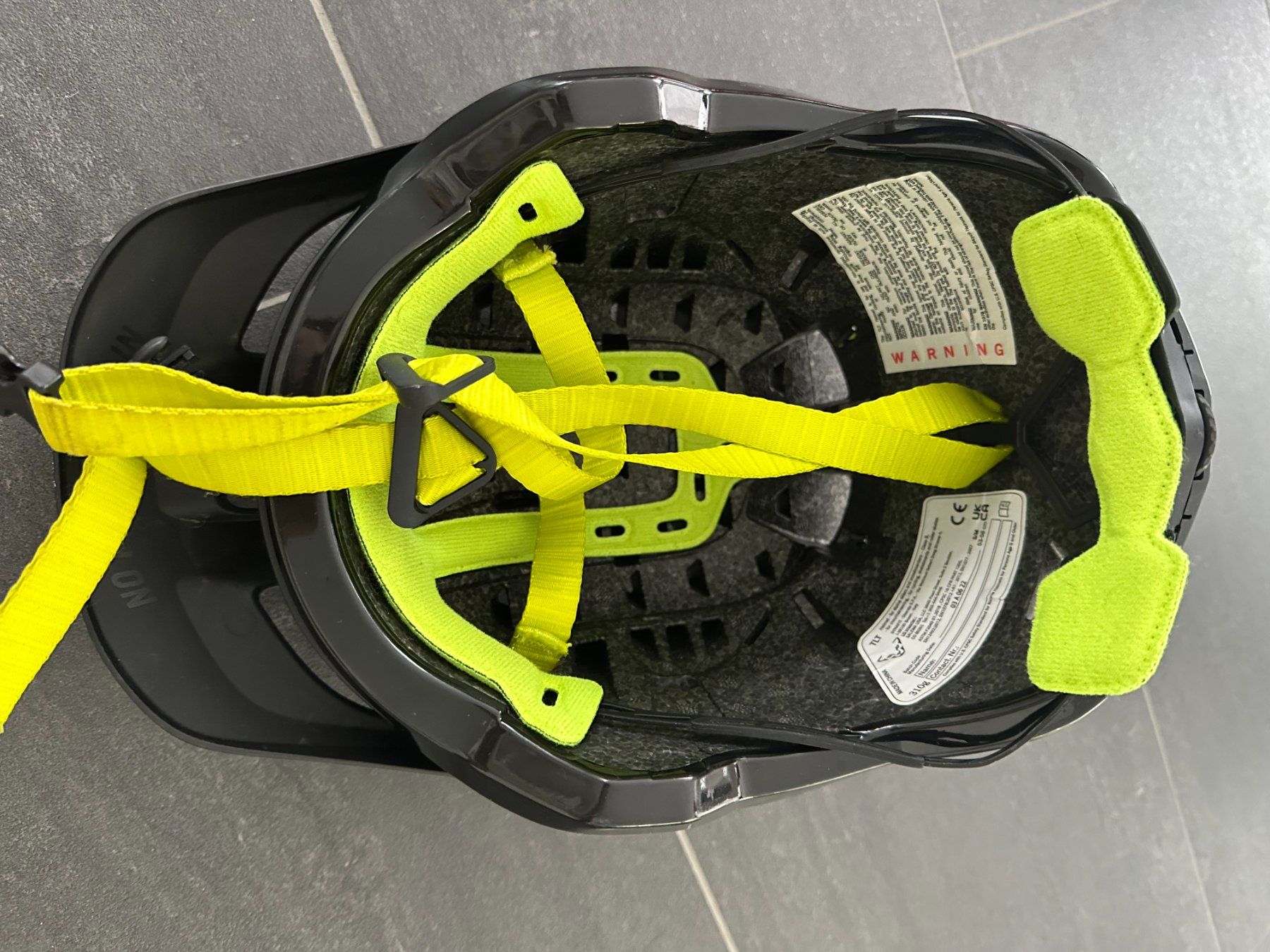 Dynafit Caschi: Dynafit helmet – Usato da Dallenwil venduto da ZD2019 1