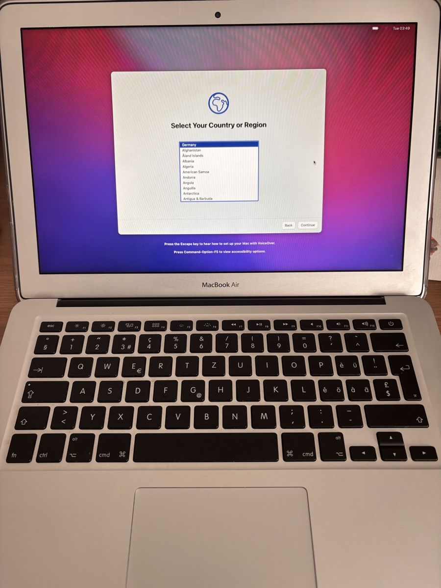 Apple Notebook: Apple MacBook Air - silber - 2015 – Usato da Frauenfeld venduto da myl_msh9 1