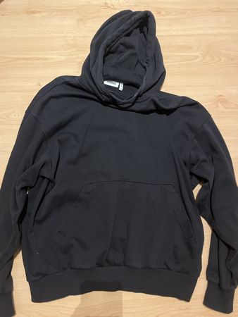 Kapuzenpullover Weekday schwarz Grösse XS guter Zustand