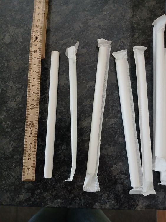 Bicchieri: 40 x Papier Strohhalme einzeln verpackt – Nuovo (secondo la descrizione) da Hinwil venduto da Unglaubliche-Treffer 1