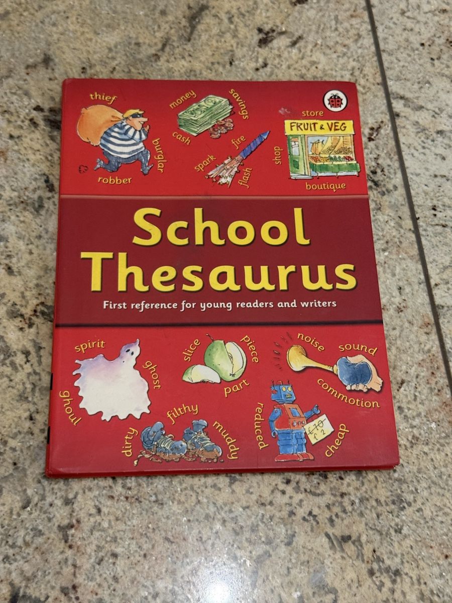 Libri: School Thesaurus Kinderbuch gebrauchter Zustand – Nuovo (secondo la descrizione) da Thal venduto da buz_bsg9