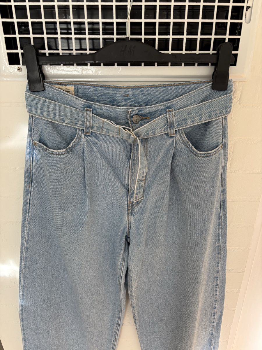 Levi's Jeans: Levis Damen Jeanshose mit Gürtel, hellblau – Nuovo (secondo la descrizione) da Zug venduto da alex___4 1