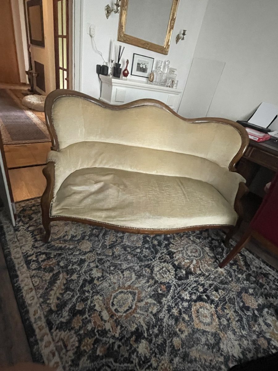Divani: GRATIS! Sofa Louis XV Stil mit Gebrauchsspuren – Difettoso da Zürich venduto da Campi1000